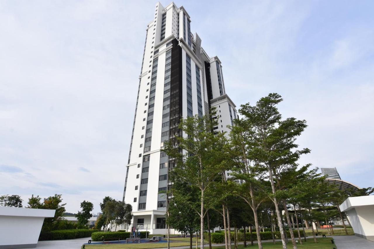 Cozy Homestay With Wifi @Encorp Strand Mall @Alpha Ivf Petaling Jaya Exterior foto