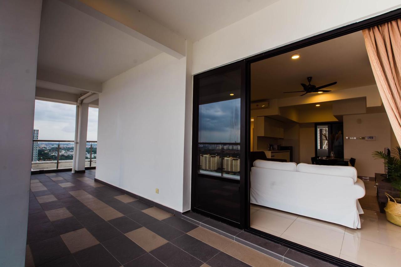 Cozy Homestay With Wifi @Encorp Strand Mall @Alpha Ivf Petaling Jaya Exterior foto