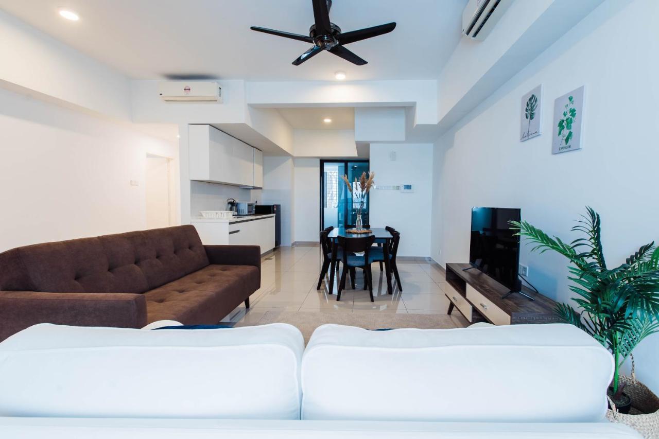 Cozy Homestay With Wifi @Encorp Strand Mall @Alpha Ivf Petaling Jaya Exterior foto